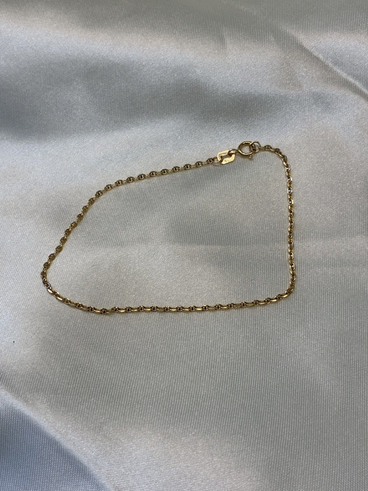 18K Gold Infinite Bracelet