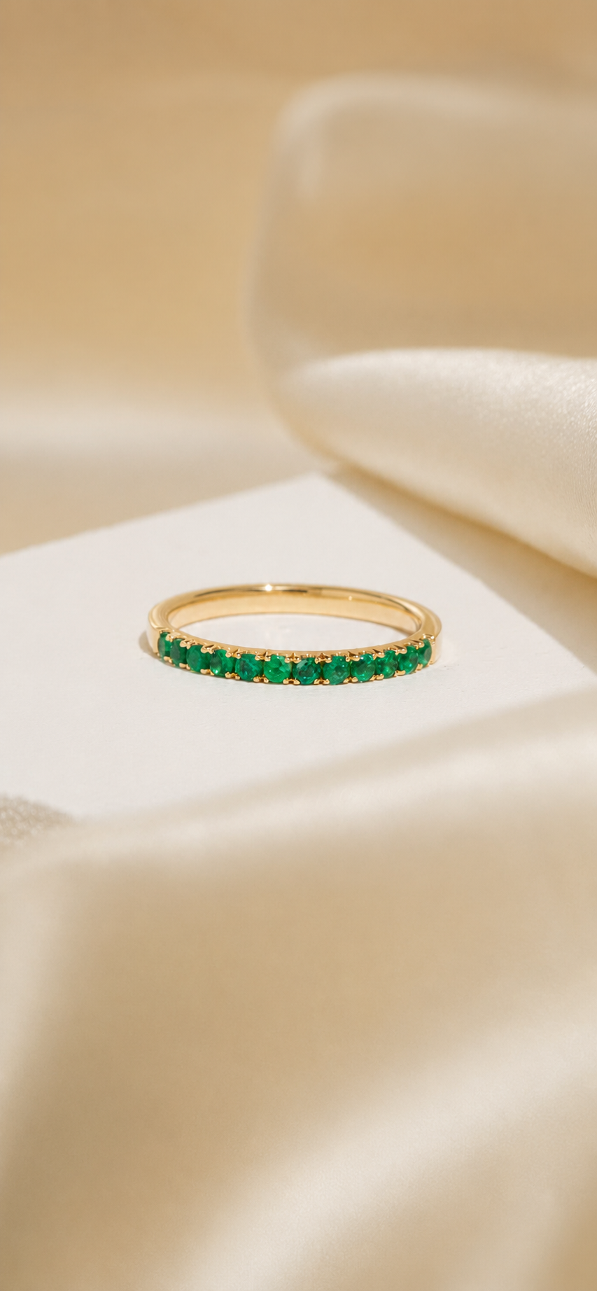 18K Gold Emerald Ring
