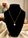 18K Gold Clover Pendant Necklace — Mother-of-Pearl